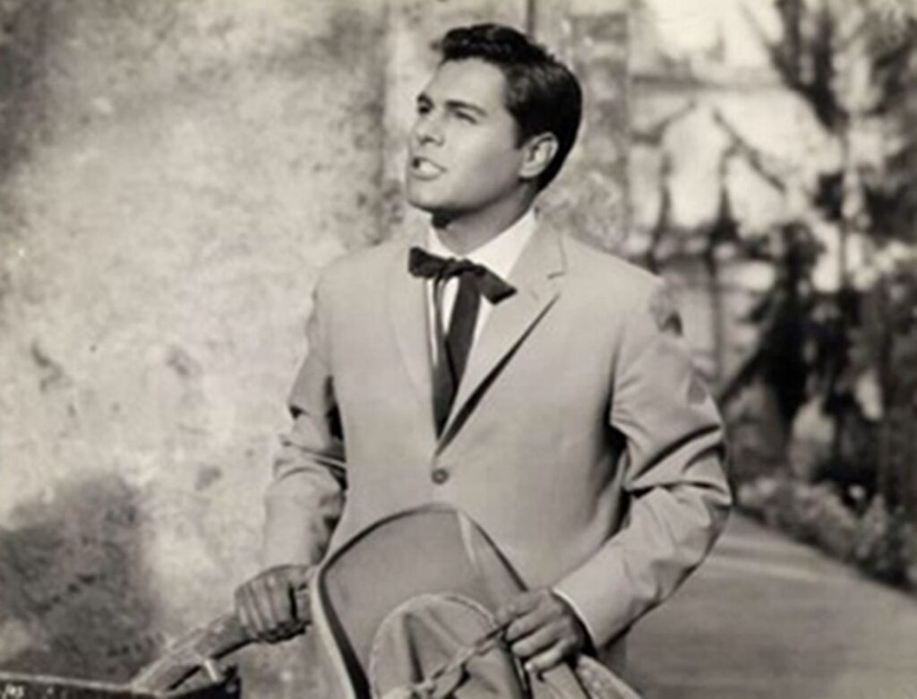 Hoy se cumplen 33 años de la desaparición física del cantante Alfredo Sadel 2 Alfredo Sadel 1