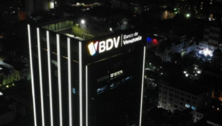 BANCO DE VENEZUELA NOCHE RECORTADA