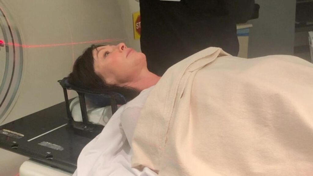 La actriz Shannen Doherty reveló que el cáncer hizo metástasis en su cerebro 2 Cancer