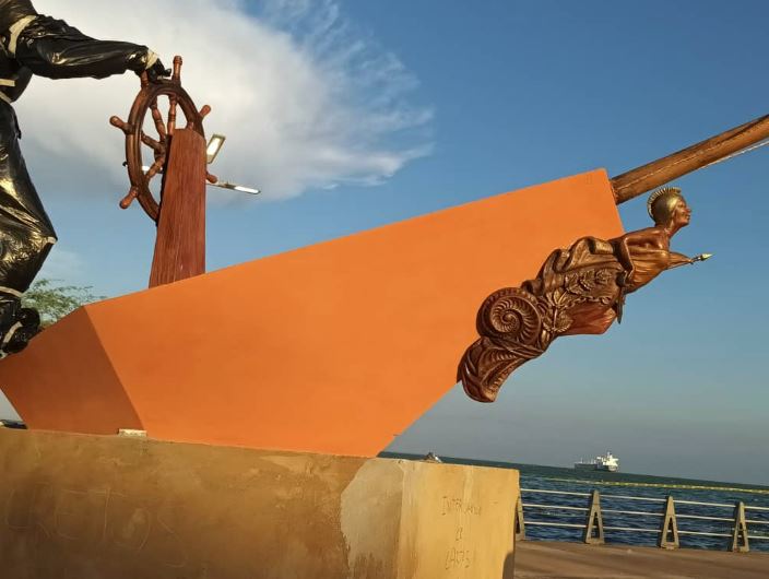 Avanzan a toda marcha los trabajos en el Monumento Épico Bicentenario de la Batalla Naval del Lago de Maracaibo en la Vereda del Lago 3 Zulia monumento