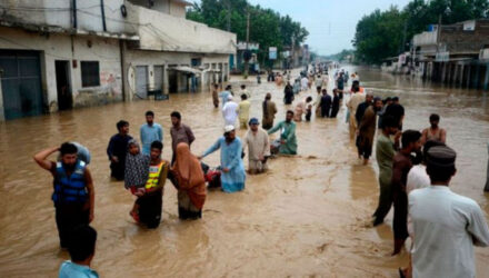 india pakistan ciclon Biparjoy