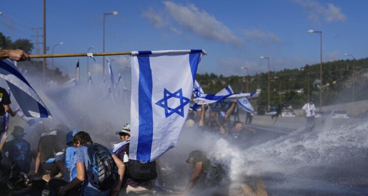 Israelíes cortaron autopistas en protestas nacionales contra la reforma judicial del gobierno 1 Israel marcha