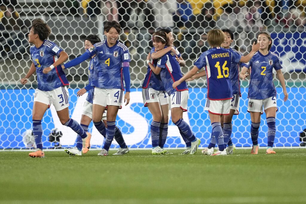 Japón clasificó líder tras golear a España en el Mundial Femenino 2 Japon