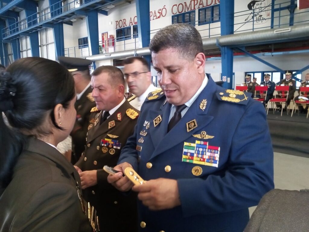 Presidente Nicolás Maduro pasó a retiro a casi todo el Alto Mando Militar 4 MG Hernan David Garcia Perozo Comandante de Defensa Aeroespacial Integral CODAI