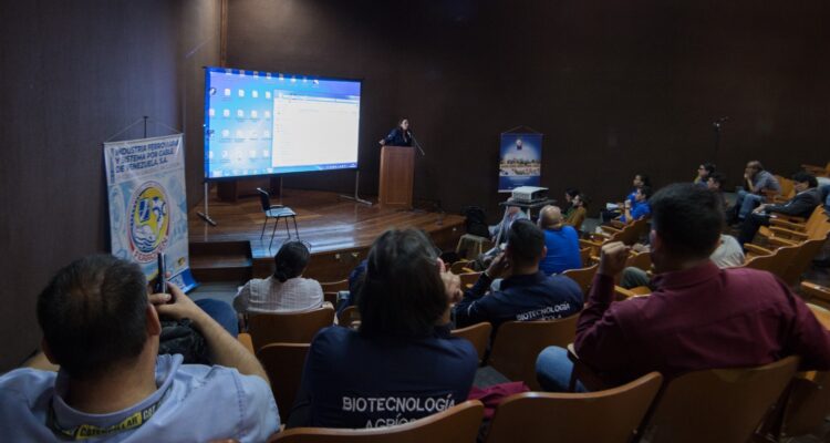 Ponencia Mosca soldado negra
