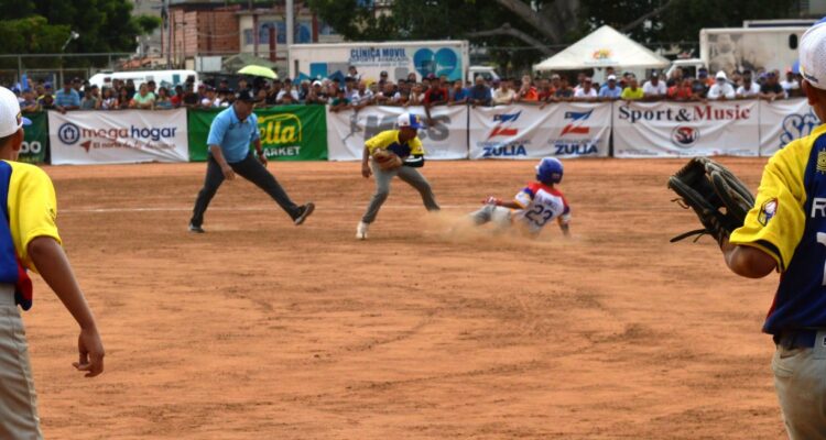 Venezuela «A» derrotó a Venezuela «B» y sigue invicto en el Latinoamericano de Pequeñas Ligas 1 WhatsApp Image 2023 07 05 at 4.50.41 PM 1