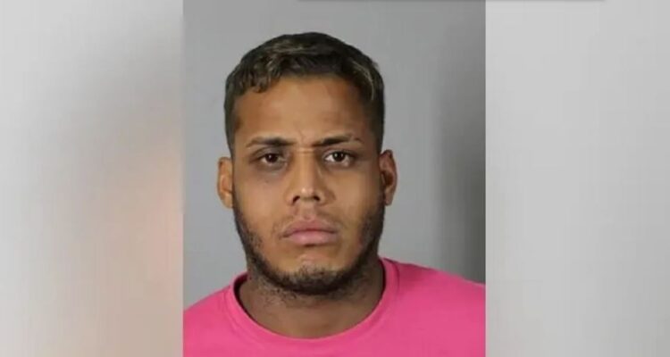 Migrante venezolano fue acusado de violar a una mujer en Nueva York 1 Abusador