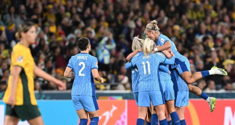 Inglaterra superó a Australia y se medirá a España en la final del mundial femenino 1 Inglaterra. Femenino