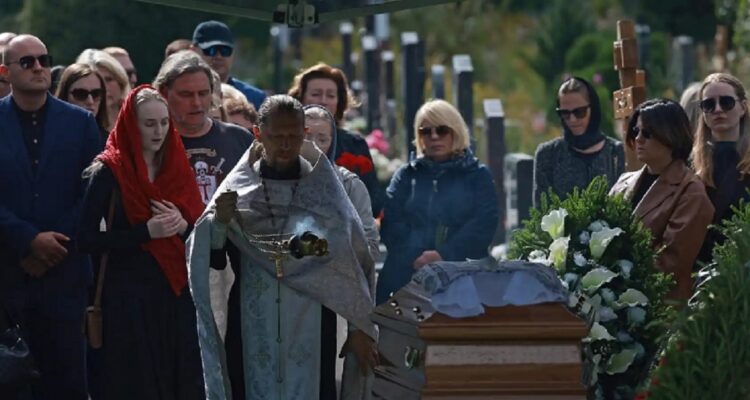 Jefe de Wagner Prigozhin fue enterrado en San Petersburgo 1 Wagner entierro