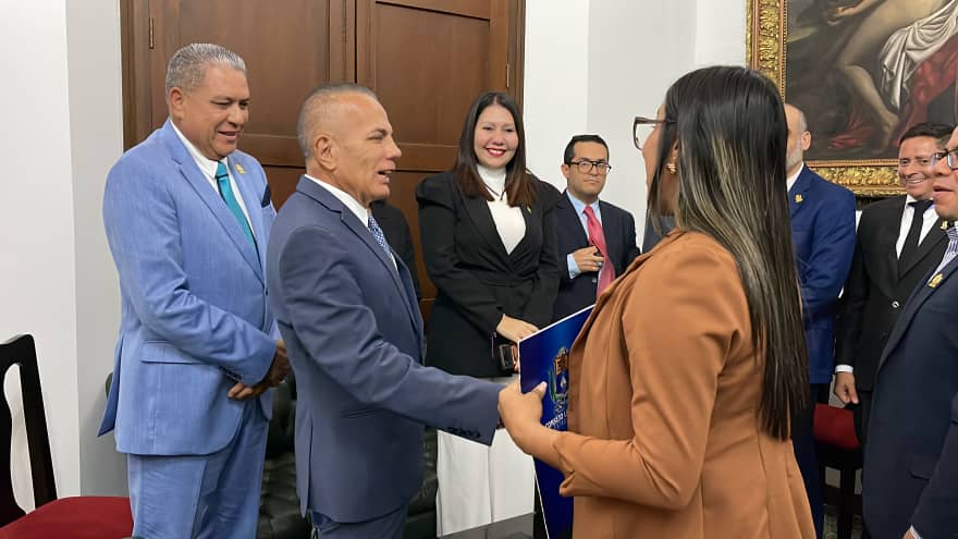 Gobernador Manuel Rosales Recibió Comisión Delegada Del CLEZ Para ...