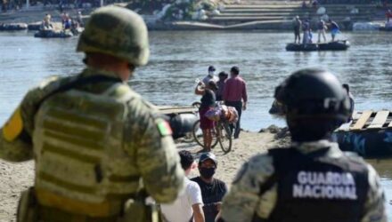 Q5HcQVAF Policia Mexicano