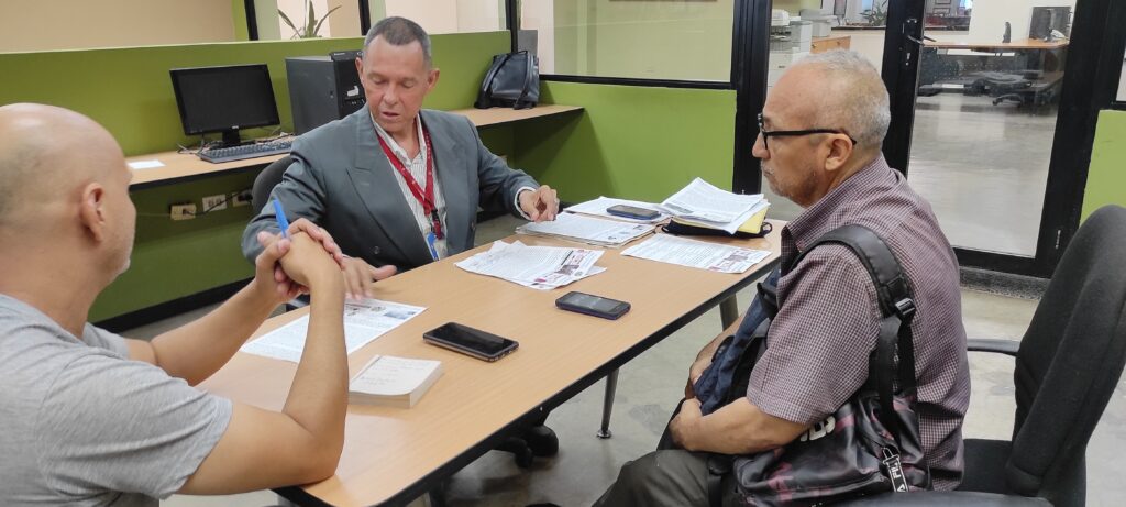 Las Pulgas | Comerciantes denuncian que el CRU hará este domingo una «elección fraudulenta» para «quitarlos del medio» 3 IMG 20231010 091432