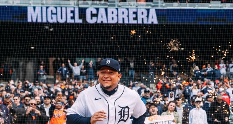 Miguel Cabrera se despidió de las Grandes Ligas (+Videos e Imágenes) 1 Miguel Cabrera venezolanos