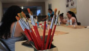 ONG enseñan a migrantes en México a elaborar artesanías para subsistir 2 ONG ENSENAN A MIGRANTES