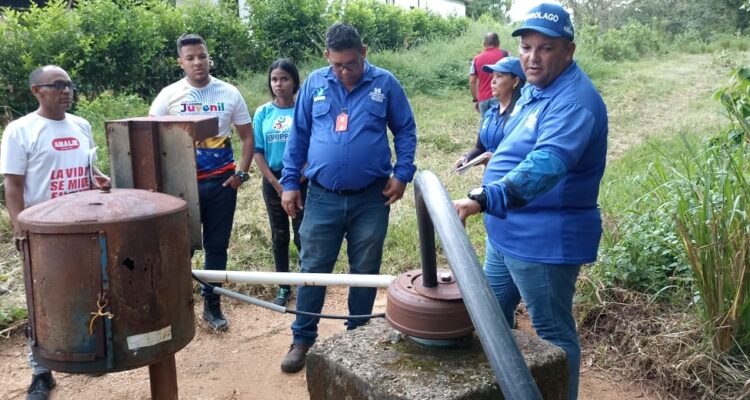 Hidrolago rehabilitará pozos comunitarios en Arístides Calvani de Cabimas 1 PHOTO 2023 09 24 12 25 29