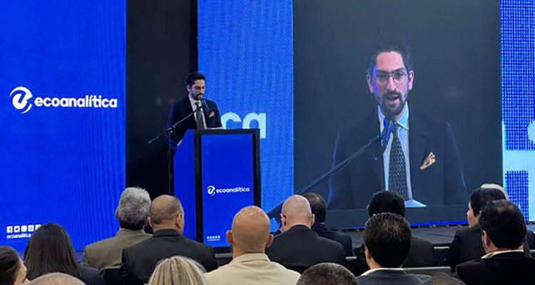 Ecoanalítica: PIB petrolero de Venezuela crecerá 6% en 2023 y 8,1% en 2024 1 Econoanalitica dolar