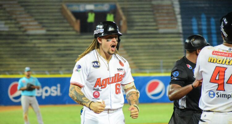 Águilas del Zulia vapuleó a los Tiburones 1 Niko Hulsizer Aguilas