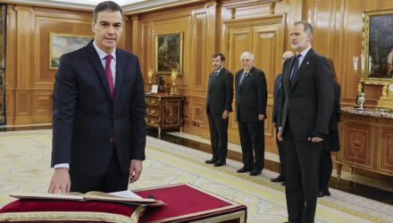 Pedro Sanchez jura