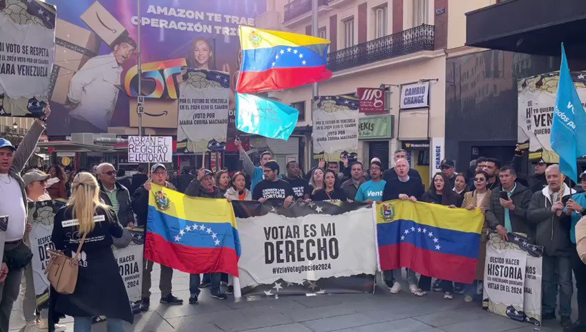 Venezolanos En Madrid Se Unieron A Las Manifestaciones Para Exigir El ...