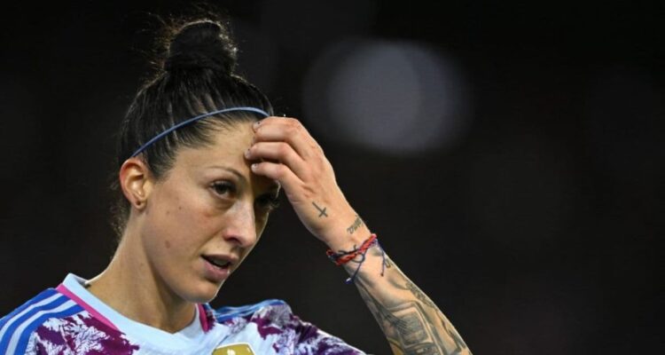 Jenni Hermoso habló por primera vez: «Me estaba haciendo mucho daño, pero sé que lo tenía que soltar de alguna manera» 1 jenni hermoso habla luis rubiales 1024x683 1