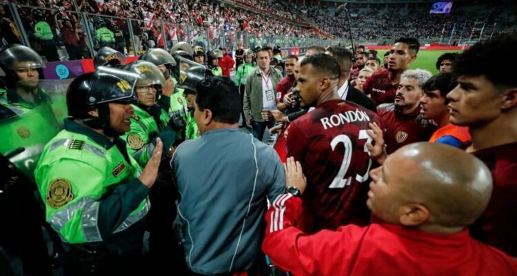 La Policía Nacional de Perú negó haber agredido a jugadores de la selección de Venezuela 1 vinotinto agresion policia peru