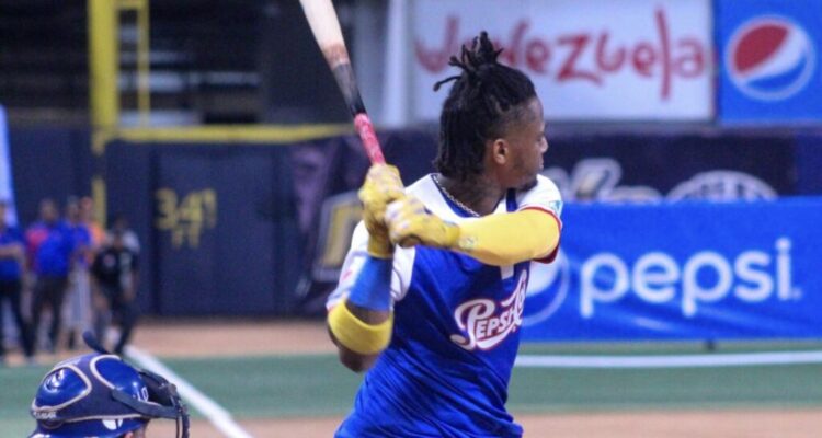 Acuña Jr ganó por segunda vez el Festival del Jonrón 1 Acuna´´