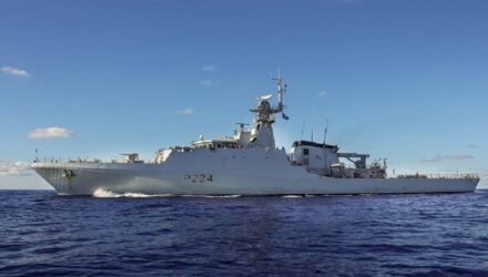 Buque hms trent 960 512