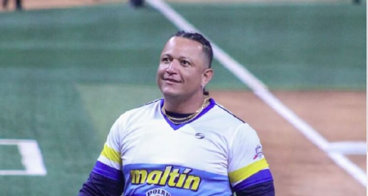 Todo el Monumental aplaudió de pie a Miguel Cabrera 1 Cabrera2
