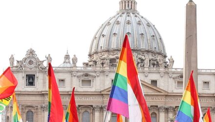 Comunidad gay en el Vaticano2