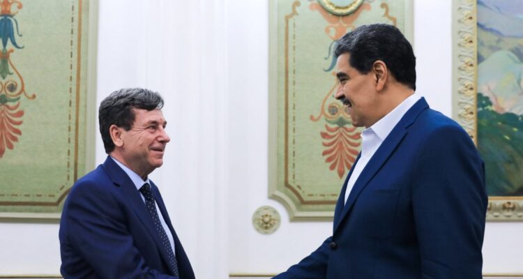 Presidente Maduro sostuvo reunión de trabajo con directivos de Repsol 1 Madurorepsol 1 1068x712 1