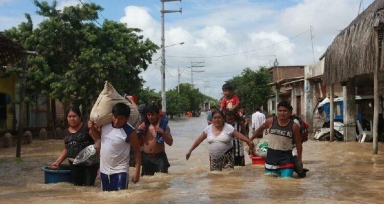 Gobierno de Perú reiteró que no va «a escatimar recursos» para enfrentar al fenómeno de El Niño 1 Mesa El Nino Inundaciones