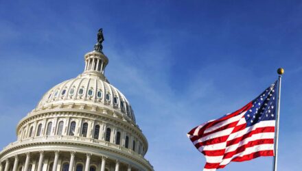 Senado de EEUU aprueba un presupuesto para Defensa de 886000