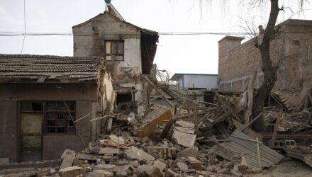 Sube a 135 el numero de muertos por terremoto en China y doce personas desaparecidas