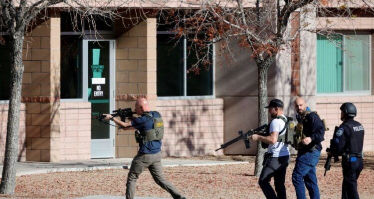Tiroteo en una universidad dejó tres muertos en Las Vegas, Estados Unidos 1 agentes policia las vegas ap