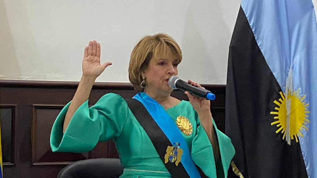 CLEZ juramentó directiva 2024 con Iraida Villasmil en la Presidencia e inició el Primer Periodo de Sesiones Ordinarias del año 2 WhatsApp Image 2024 01 05 at 2.34.42 PM