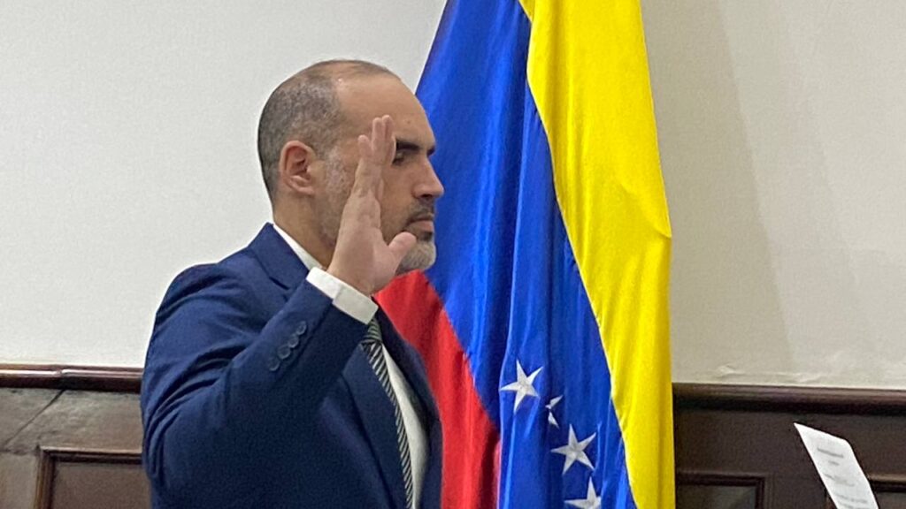 CLEZ juramentó directiva 2024 con Iraida Villasmil en la Presidencia e inició el Primer Periodo de Sesiones Ordinarias del año 3 WhatsApp Image 2024 01 05 at 2.34.42 PM 2