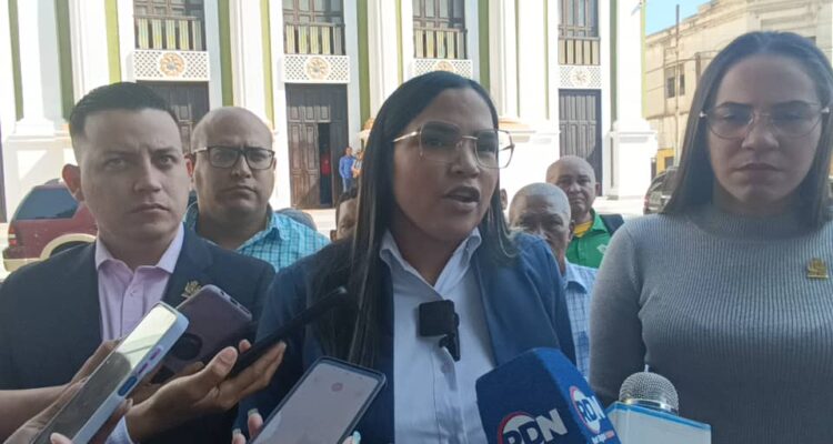 La legisladora Yeissel Pérez solicitó al Gobierno Nacional la asignación del 100% del presupuesto del Zulia 1 WhatsApp Image 2024 01 15 at 4.31.05 PM