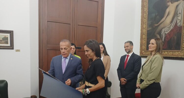 Gobernador Rosales sostuvo encuentro con Cónsul General de Portugal para el occidente de Venezuela 1 WhatsApp Image 2024 01 24 at 9.41.48 AM