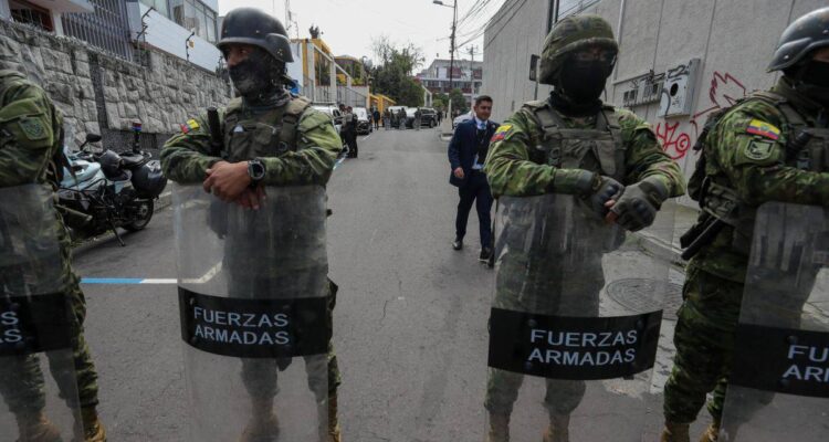 Presidente Noboa amplió el estado de excepción en el país por protestas sociales 1 ecuador esta en estado de guerra daniel noboa