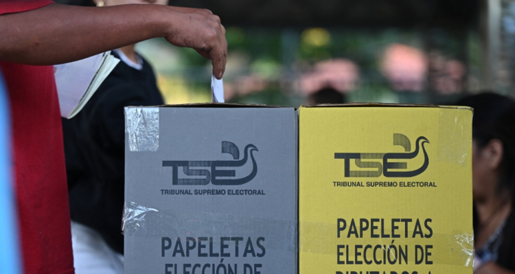 El trubunal electoral de El Salvador aún no da resultados oficiales de las elecciones 1 El Salvador