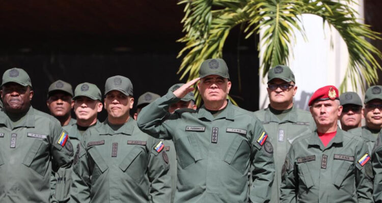 Padrino López anunció Plan Ayacucho 2024 para la transformación de las FANB 1 FAN 230124 960x640 1