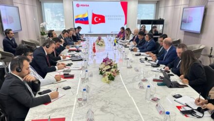 Venezuela y Turquia suscriben un memorando para la cooperacion en