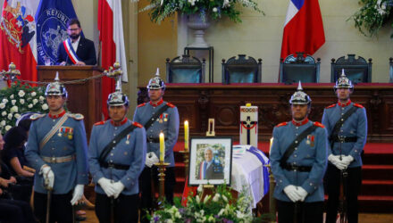 gabriel boric en el funeral del ex presidente sebastian pinera 17509