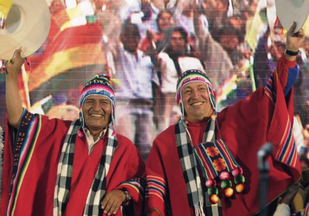 Hoy se recuerda la siembra de Hugo Chávez 3 HUGO CHAVEZ EN BOLIVIA e1435149214700 0