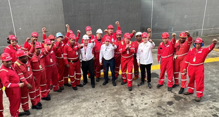 Ministro Tellechea encabezó jornada de trabajo en Refinería El Palito 1 ministro tellechea encabezo jornada de trabajo en refineria el palito 145061