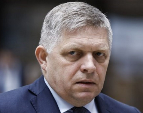 Atentaron contra Robert Fico primer ministro de Eslovaquia, antigua Checoslovaquia (hay video)) 3 Fico