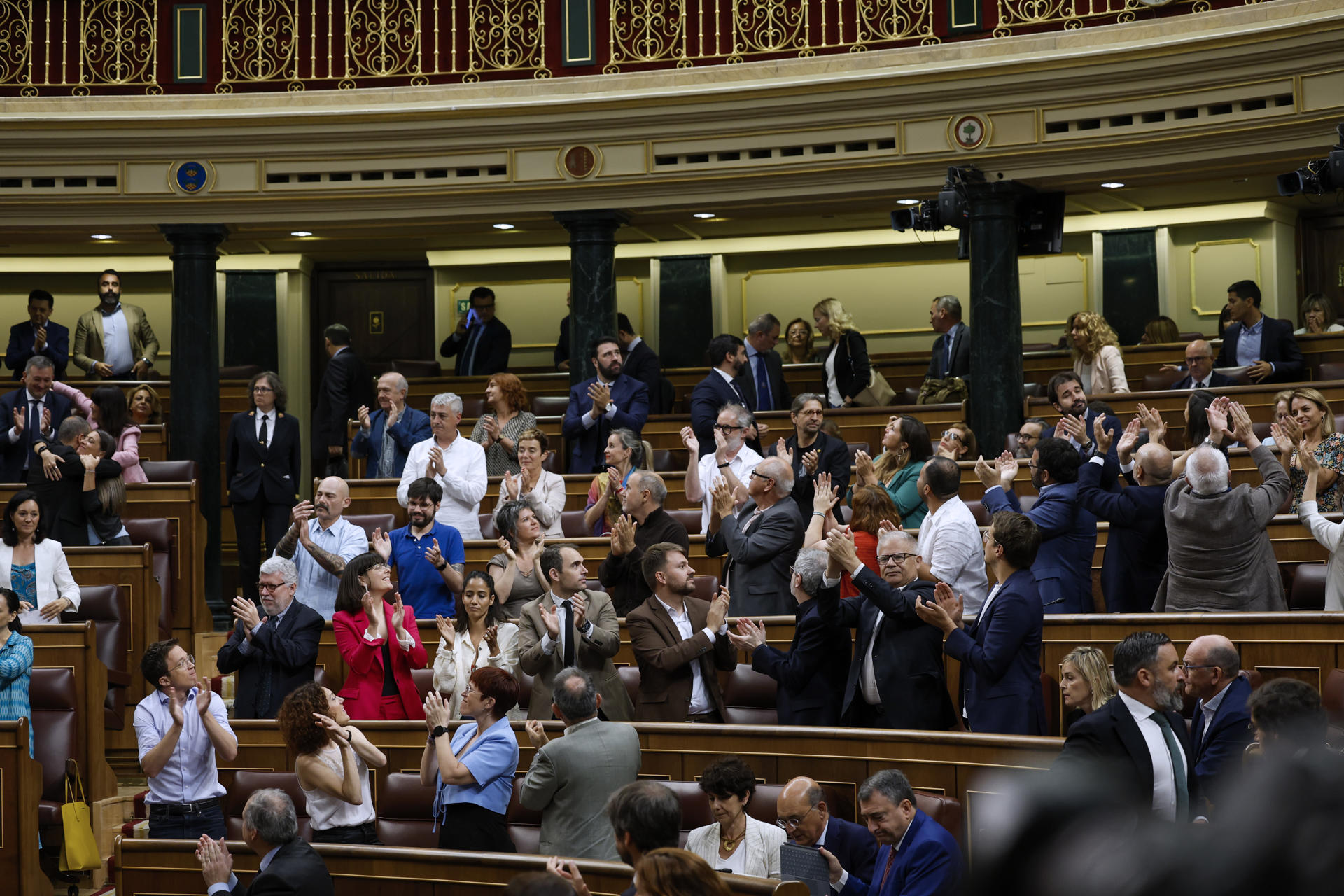 Congreso español aprobó la ley de amnistía - Qué Pasa