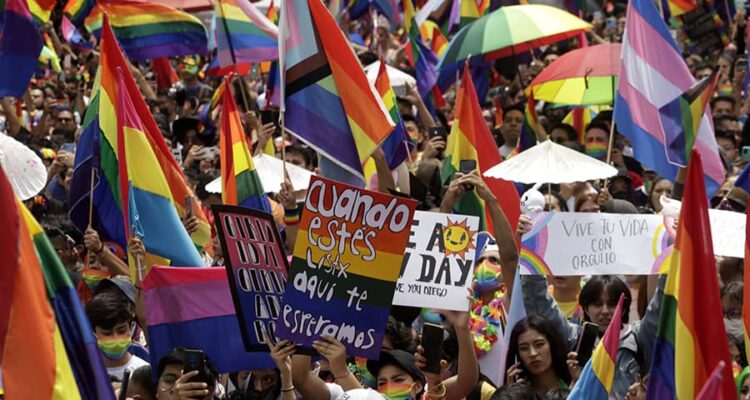 Grupos LGBTIQ+ rechazaron declaraciones del fiscal Saab: «aberraciones humanas» 1 LGBTIQ+