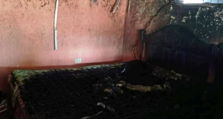 Padre quemó a sus hijos