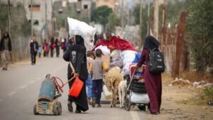 Más de 100.000 personas han huido de Rafah 2 Rafah